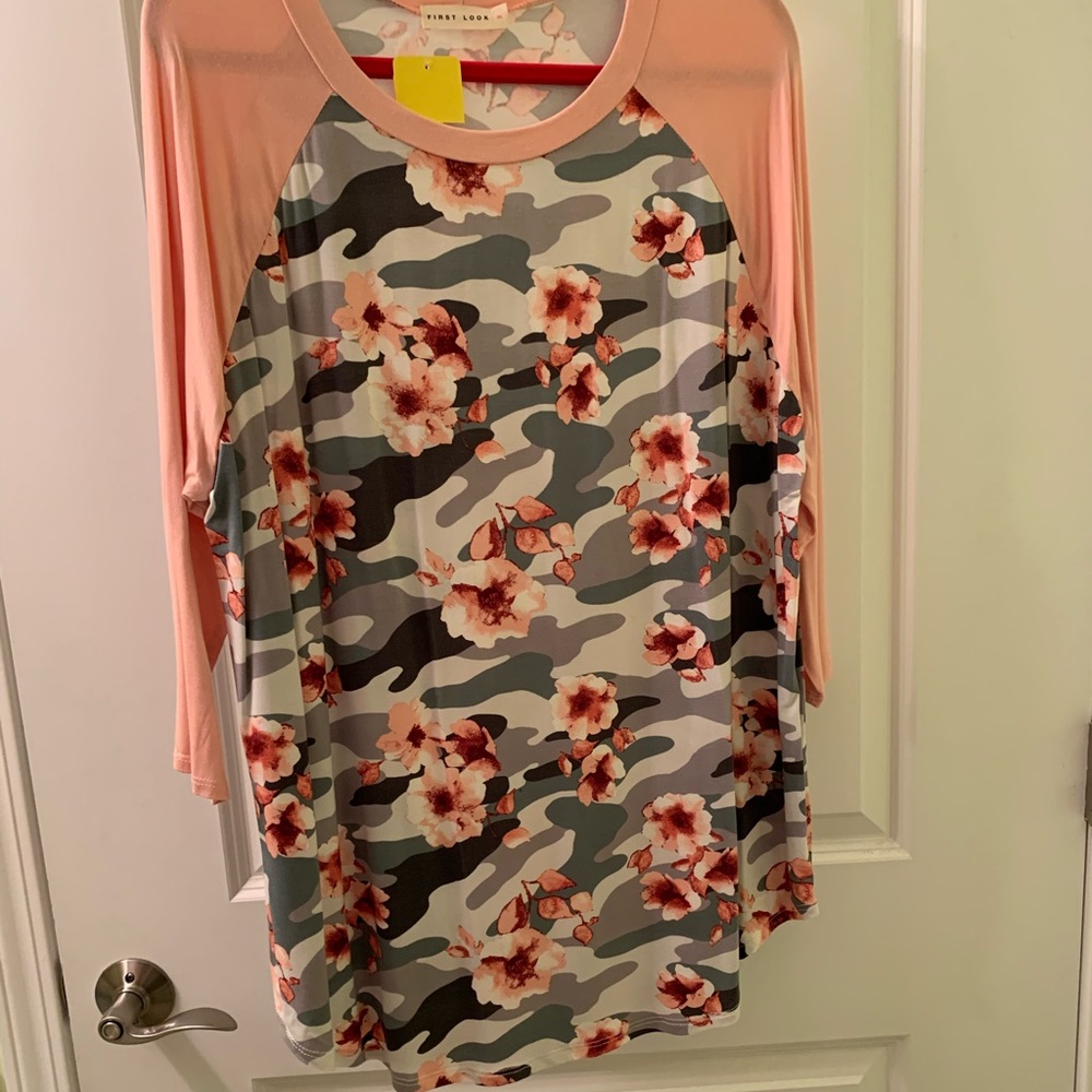 Baseball style tee with 3/4 sleeve